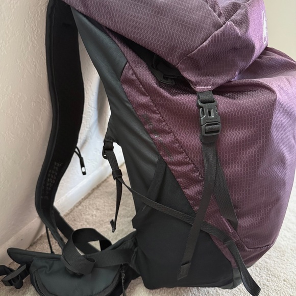  Ducan 24L Backpack with Add-on Side Pocket main image 14